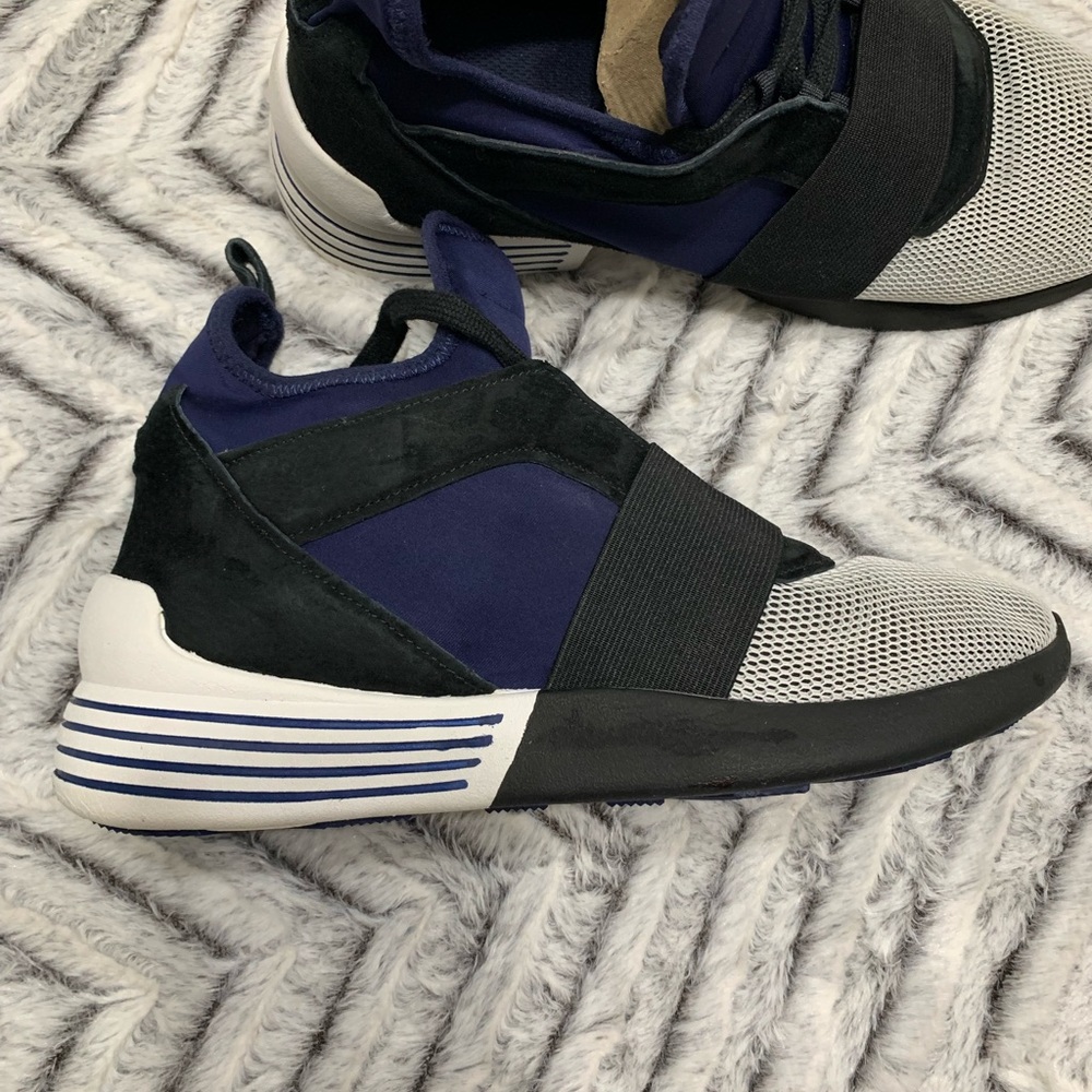 Kendall & Kylie Braydon 8 Trainer high top size 8.5